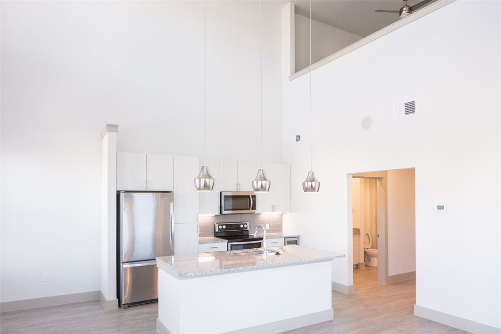 2103 Moser Avenue 112, Dallas, TX 75206