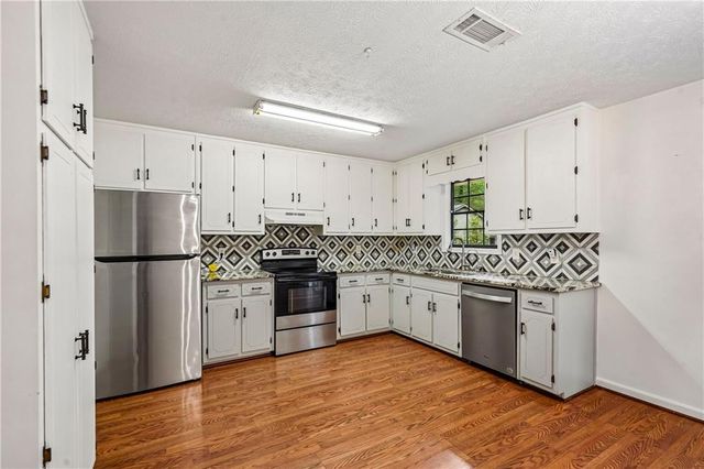1947 Britt Drive, Snellville, GA 30078