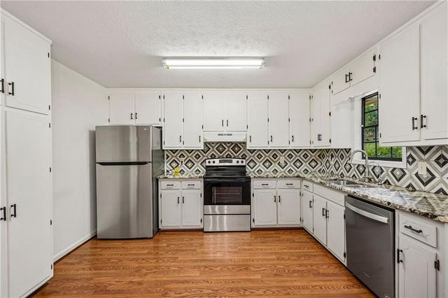 1947 Britt Drive, Snellville, GA 30078