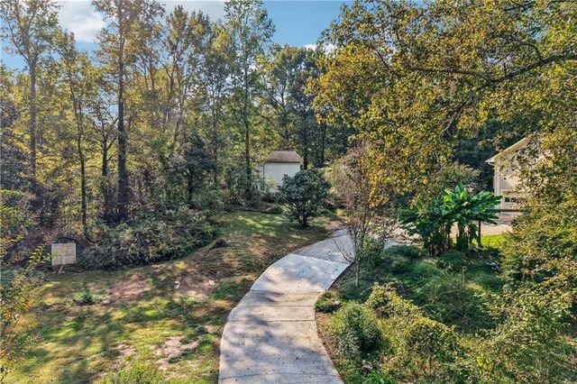 1947 Britt Drive, Snellville, GA 30078