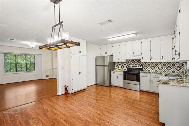 1947 Britt Drive, Snellville, GA 30078