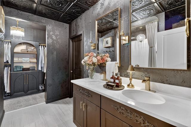 1256 OAK VALLEY DRIVE, Auburndale, FL 33823