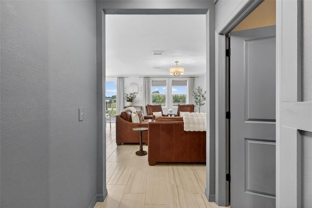 1256 OAK VALLEY DRIVE, Auburndale, FL 33823