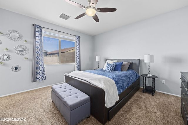 7489 S Mountain Star Drive, Tucson, AZ 85757