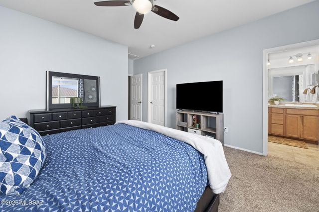 7489 S Mountain Star Drive, Tucson, AZ 85757