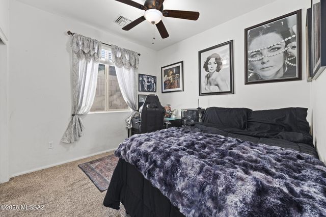 7489 S Mountain Star Drive, Tucson, AZ 85757