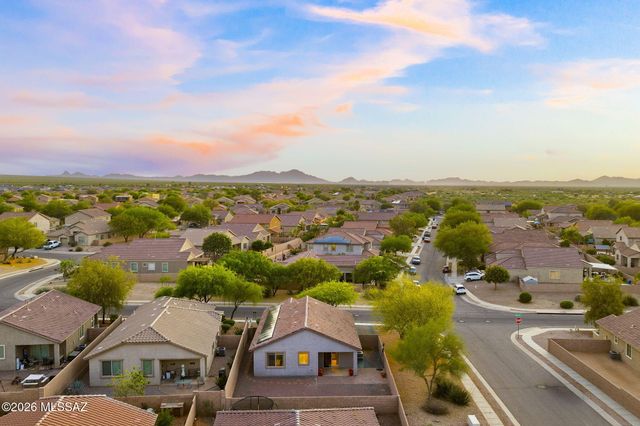 7489 S Mountain Star Drive, Tucson, AZ 85757