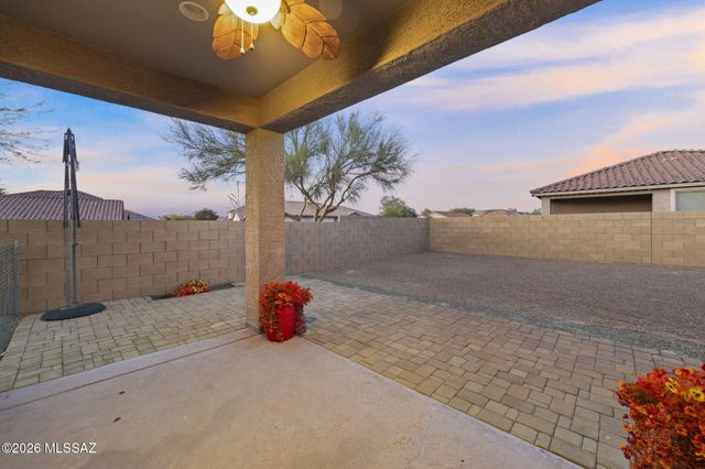 7489 S Mountain Star Drive, Tucson, AZ 85757