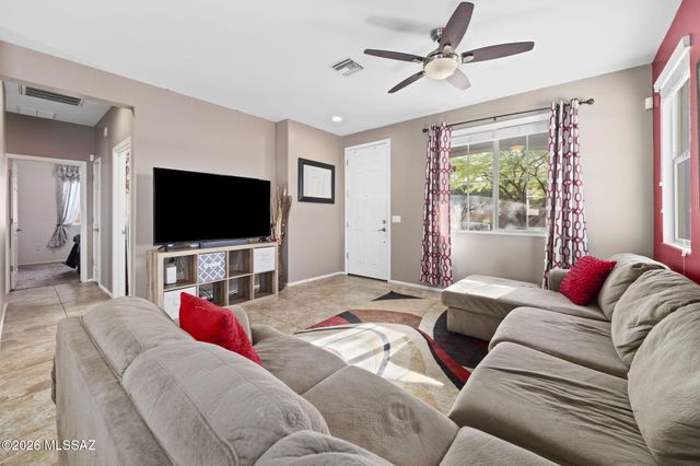 7489 S Mountain Star Drive, Tucson, AZ 85757