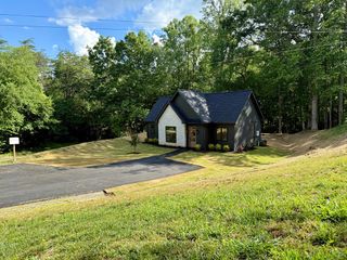 919 Bauer Road, Hiawassee, GA 30546