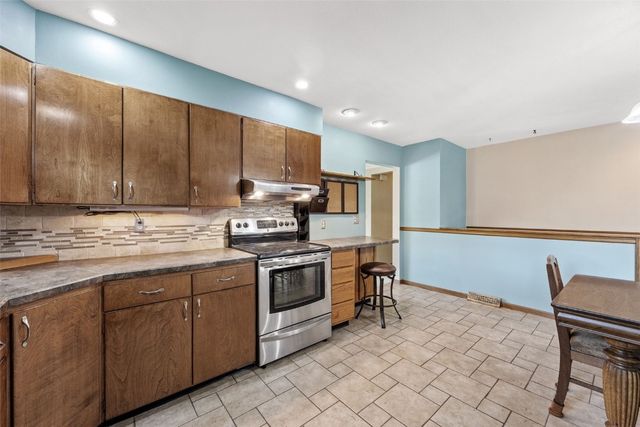 3858 Northwood Drive NE, Cedar Rapids, IA 52402