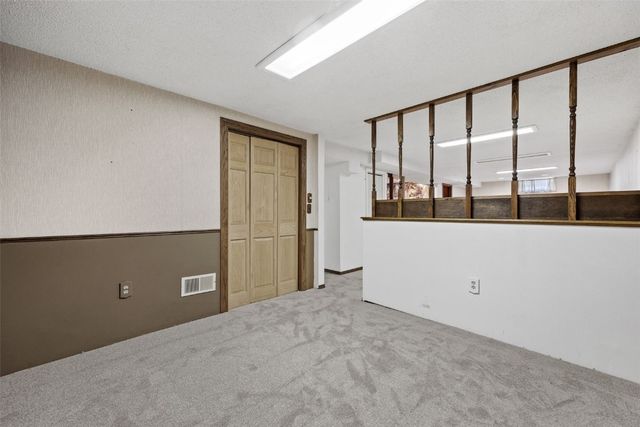 3858 Northwood Drive NE, Cedar Rapids, IA 52402