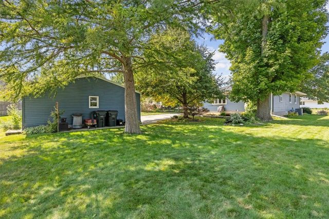 3858 Northwood Drive NE, Cedar Rapids, IA 52402