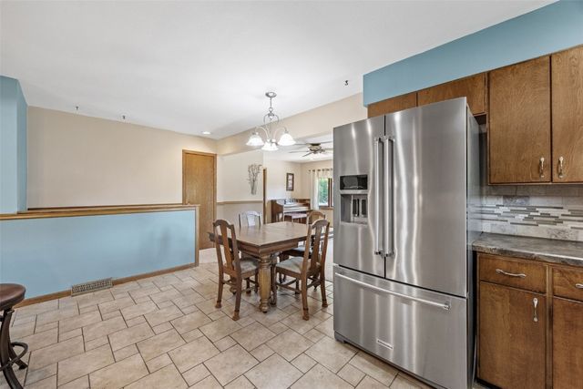 3858 Northwood Drive NE, Cedar Rapids, IA 52402