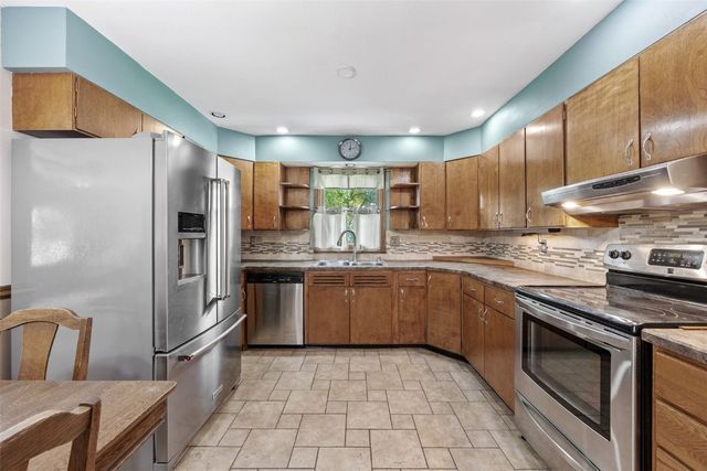 3858 Northwood Drive NE, Cedar Rapids, IA 52402