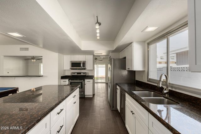 4706 S GRANDVIEW Avenue, Tempe, AZ 85282