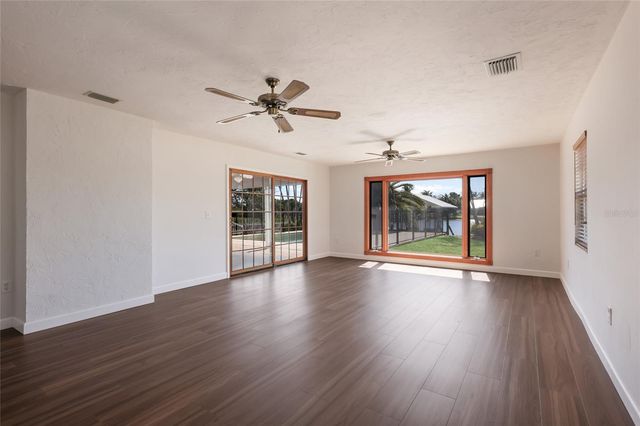 6703 9TH AVENUE NW, Bradenton, FL 34209