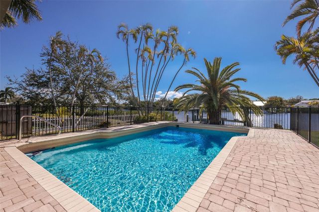 6703 9TH AVENUE NW, Bradenton, FL 34209