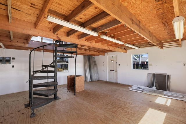 6703 9TH AVENUE NW, Bradenton, FL 34209