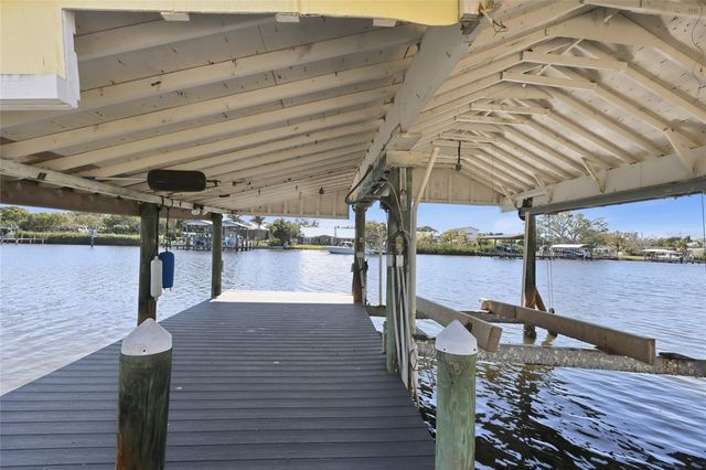 6703 9TH AVENUE NW, Bradenton, FL 34209