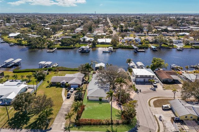 6703 9TH AVENUE NW, Bradenton, FL 34209