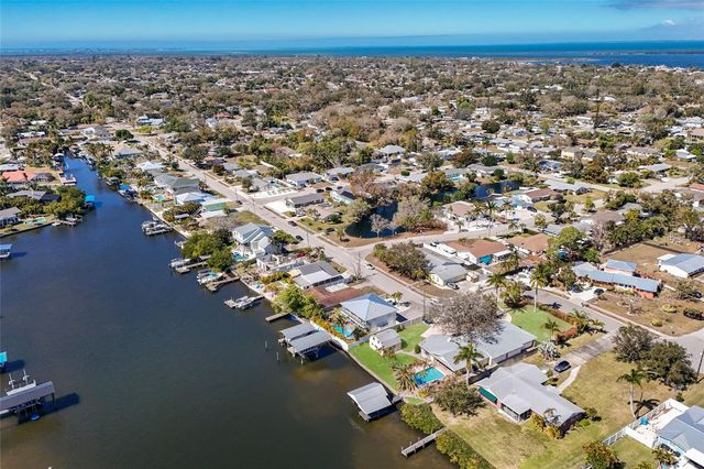 6703 9TH AVENUE NW, Bradenton, FL 34209