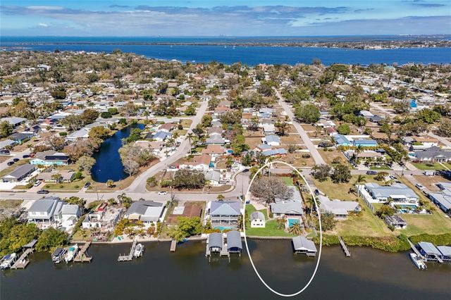 6703 9TH AVENUE NW, Bradenton, FL 34209