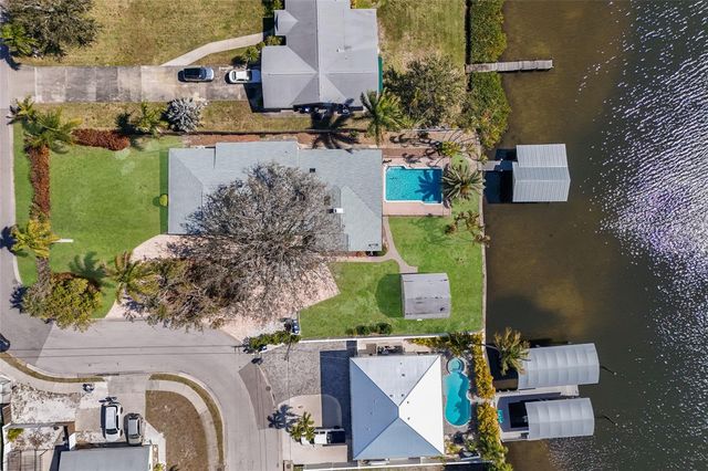 6703 9TH AVENUE NW, Bradenton, FL 34209