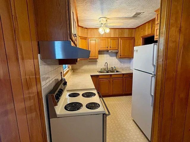5921 John Street, Austell, GA 30106