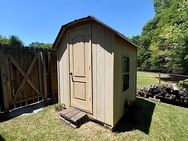 5921 John Street, Austell, GA 30106