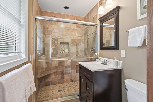 2809 W 101st Street, Bloomington, MN 55431