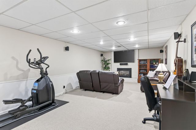 2809 W 101st Street, Bloomington, MN 55431