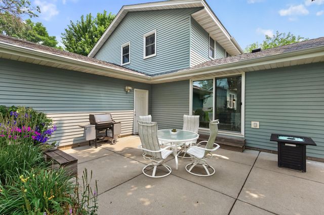 2809 W 101st Street, Bloomington, MN 55431