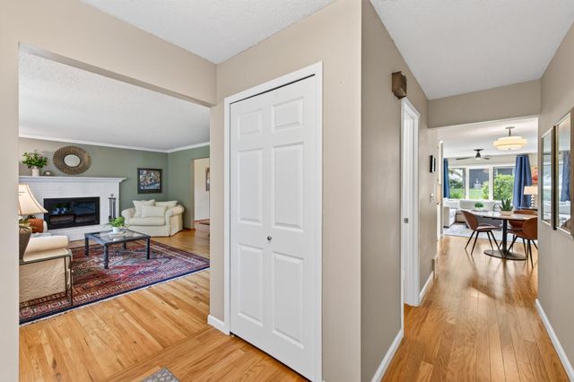 2809 W 101st Street, Bloomington, MN 55431