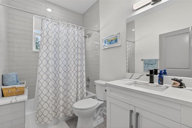 3326 W HEITER STREET, Tampa, FL 33607