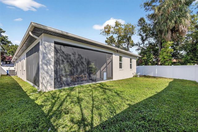 3326 W HEITER STREET, Tampa, FL 33607
