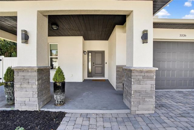 3326 W HEITER STREET, Tampa, FL 33607