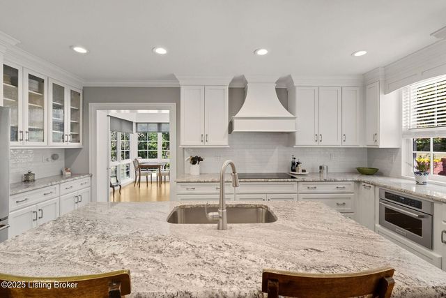 9101 Spokane Way, Louisville, KY 40241