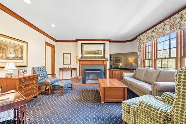 9101 Spokane Way, Louisville, KY 40241