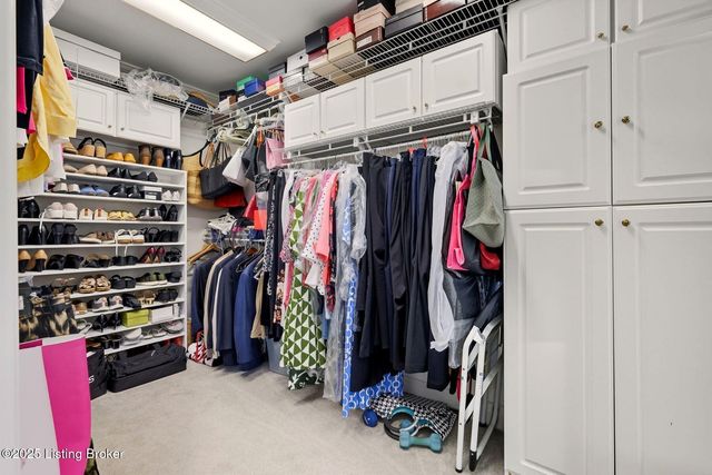 9101 Spokane Way, Louisville, KY 40241