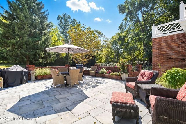 9101 Spokane Way, Louisville, KY 40241