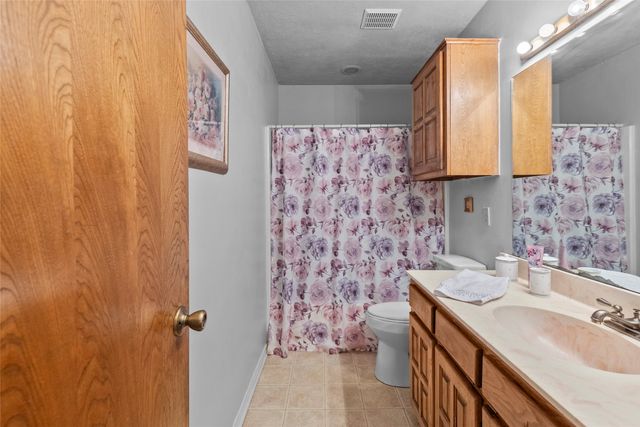 2104 State Highway 69 S, Greenville, TX 75402