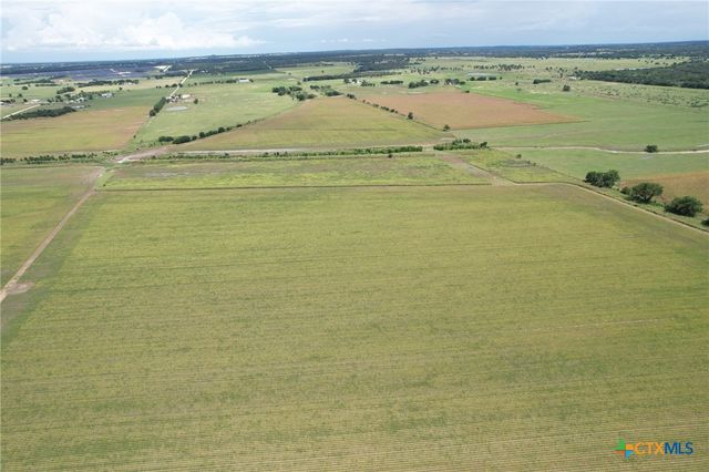 7216 CR 446, Thorndale, TX 76577