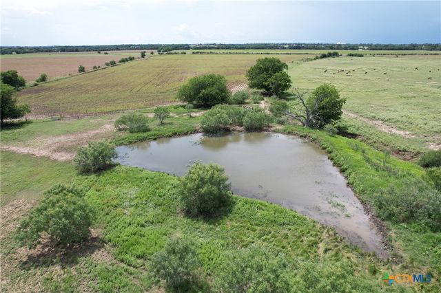 7216 CR 446, Thorndale, TX 76577