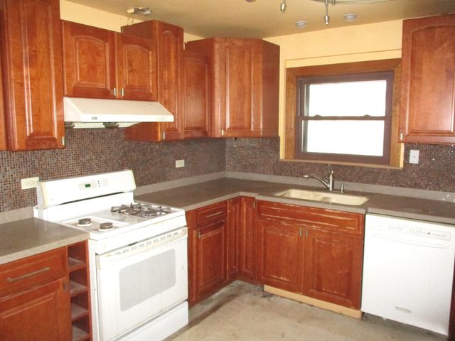 10920 W Grand Avenue, Melrose Park, IL 60164