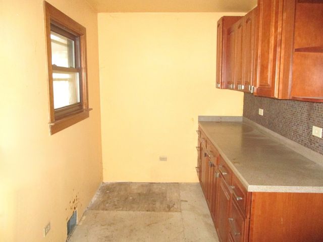 10920 W Grand Avenue, Melrose Park, IL 60164