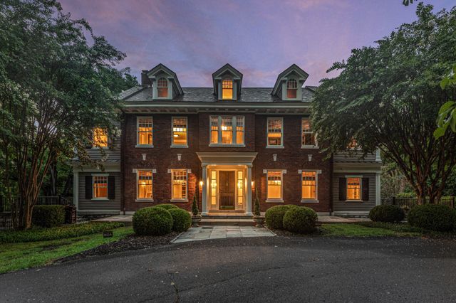 4414 Howell Pl, Nashville, TN 37205