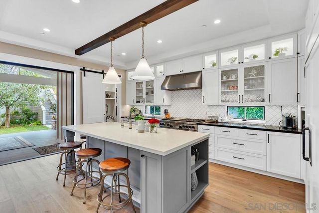 755 I Ave, Coronado, CA 92118