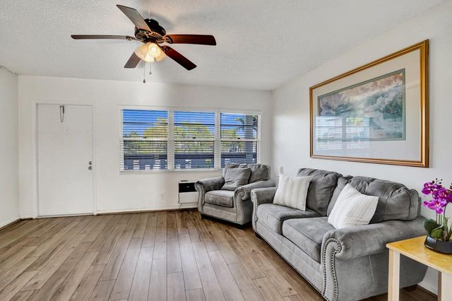 189 Brighton E, Boca Raton, FL 33434