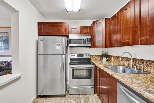 189 Brighton E, Boca Raton, FL 33434